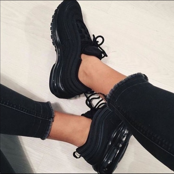 Nike Shoes - Nike air max 97
